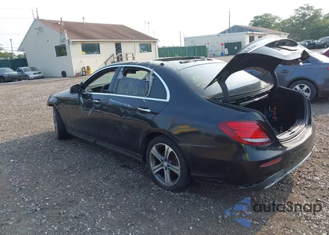 2017 Mercedes-Benz E 300 4Matic из США, поврежденный, VIN WDDZF4KB7HA113967